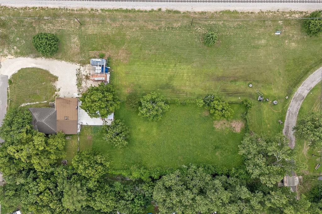 103 E Willis St - Photo 7