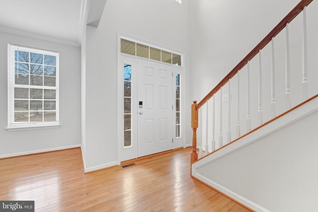 609 Tebbston Drive - Photo 3