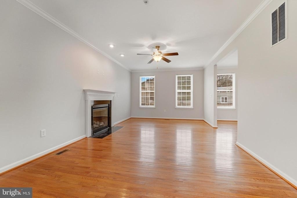 609 Tebbston Drive - Photo 7