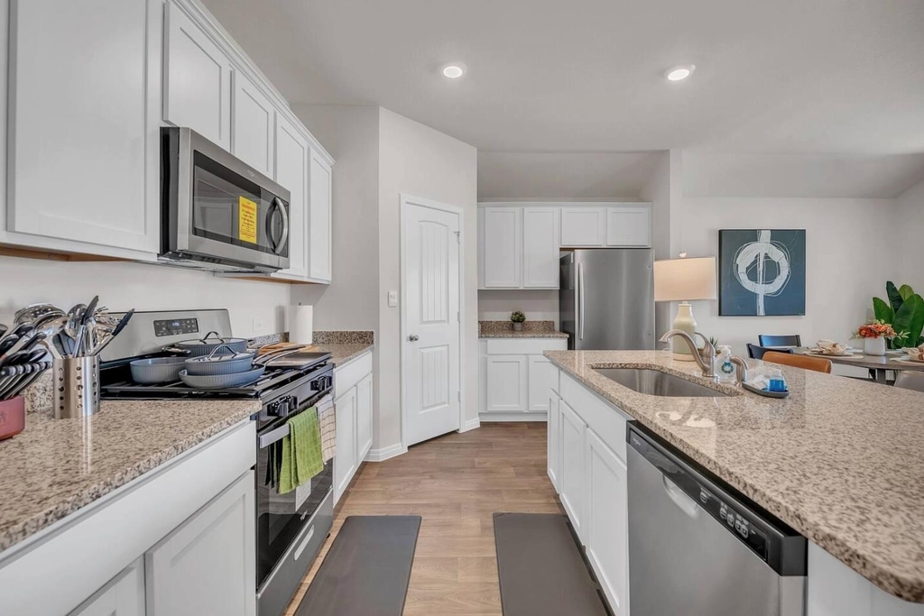 13804 Bothwell Pl - Photo 2