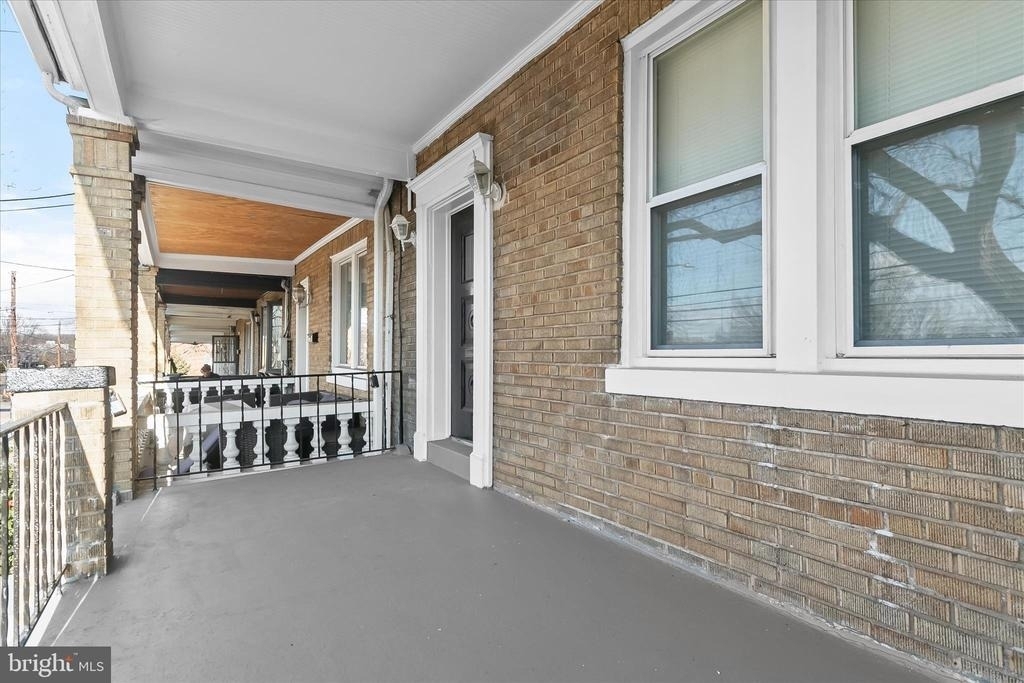 4919 Kansas Avenue Nw - Photo 4