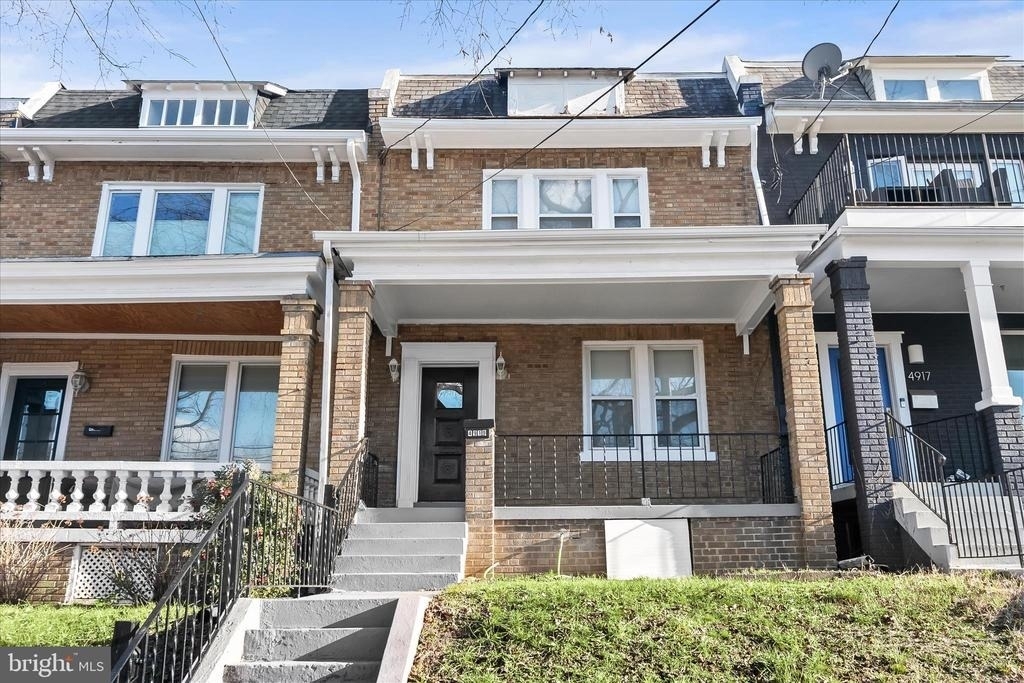 4919 Kansas Avenue Nw - Photo 1
