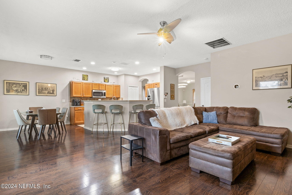 1545 Harvest Cove Drive - Photo 8