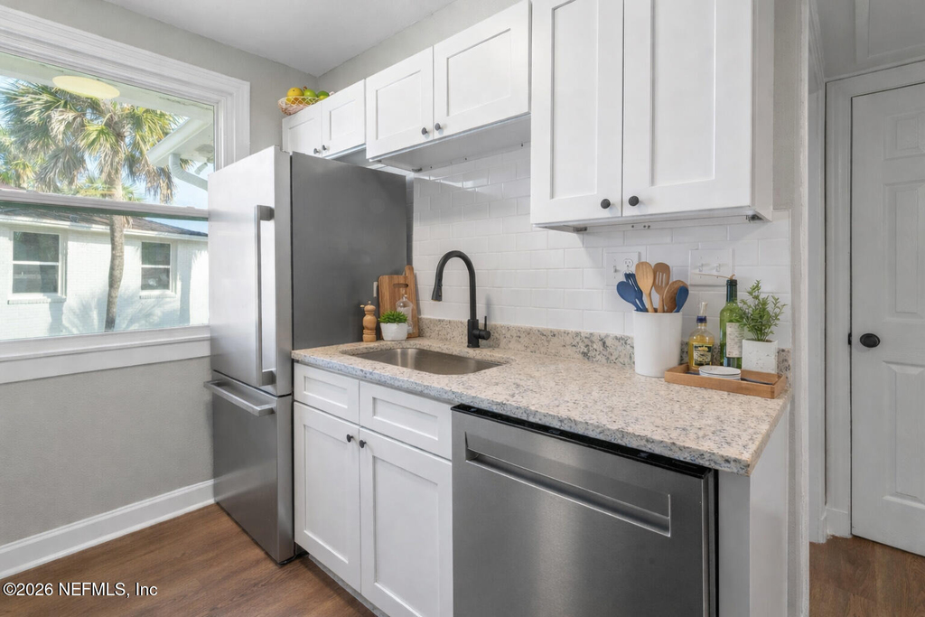 1821 San Marco Boulevard - Photo 18