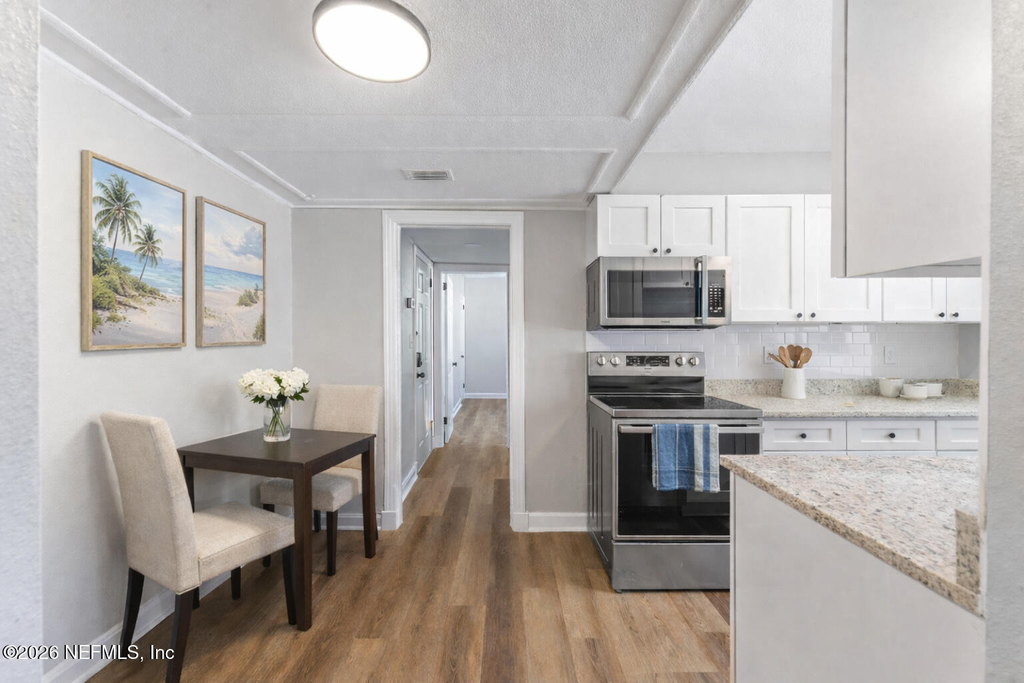 1821 San Marco Boulevard - Photo 17