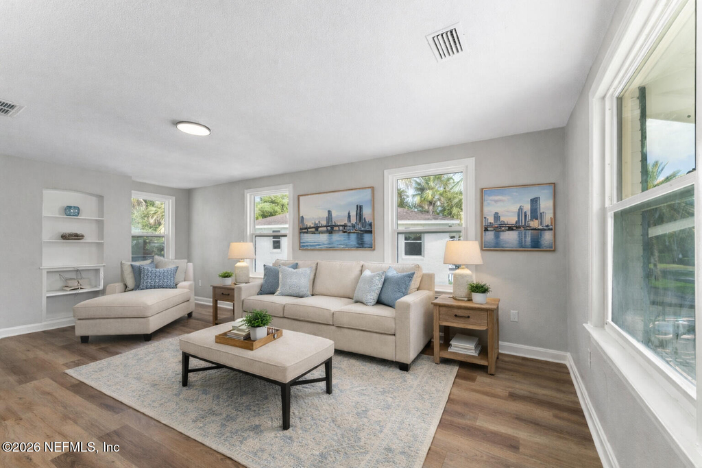 1821 San Marco Boulevard - Photo 14