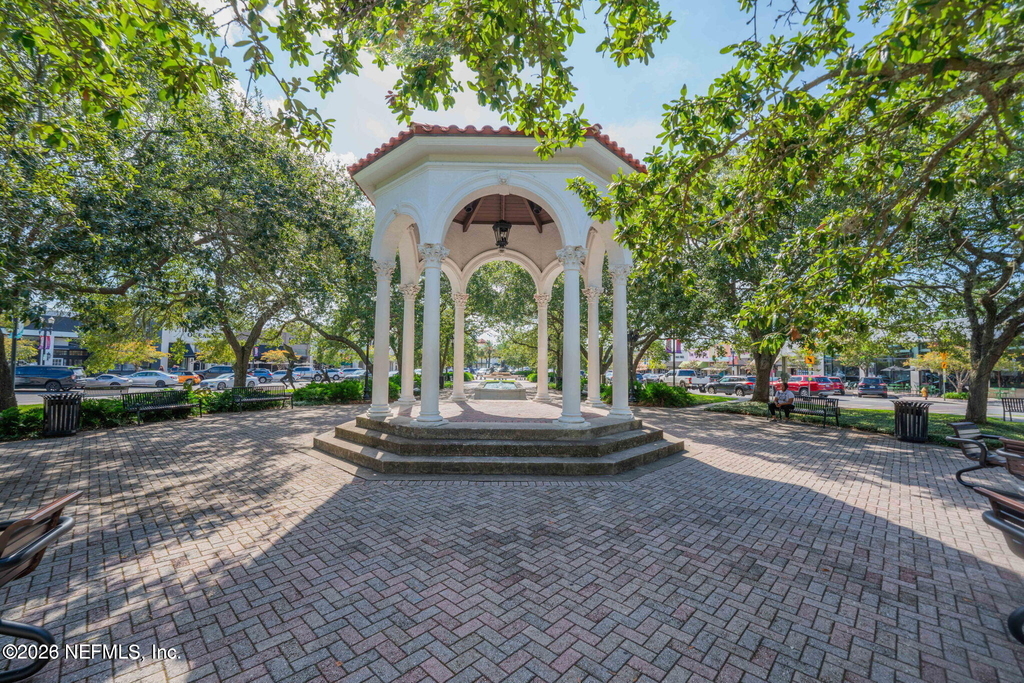 1821 San Marco Boulevard - Photo 7