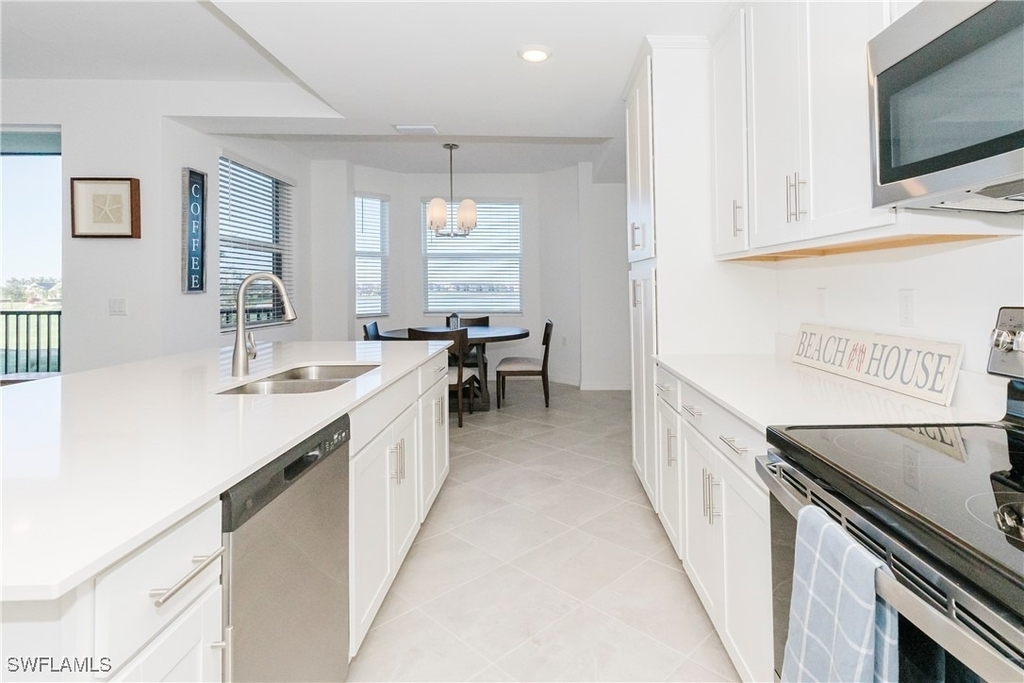 5715 Double Eagle Circle - Photo 1