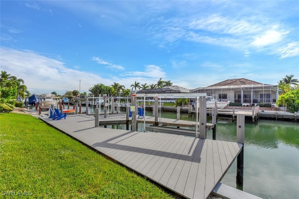 1621 Begonia Court - Photo 44