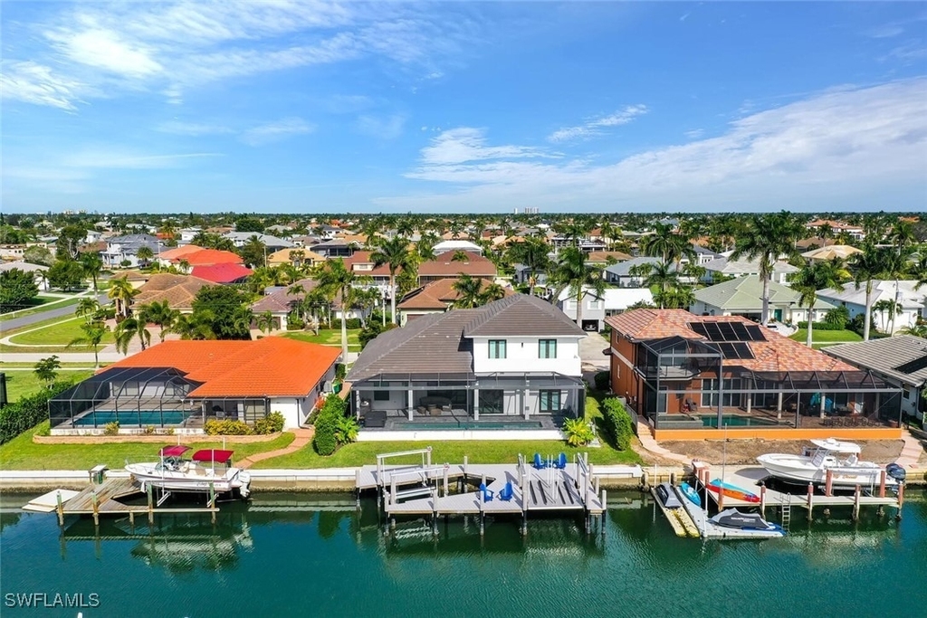 1621 Begonia Court - Photo 4