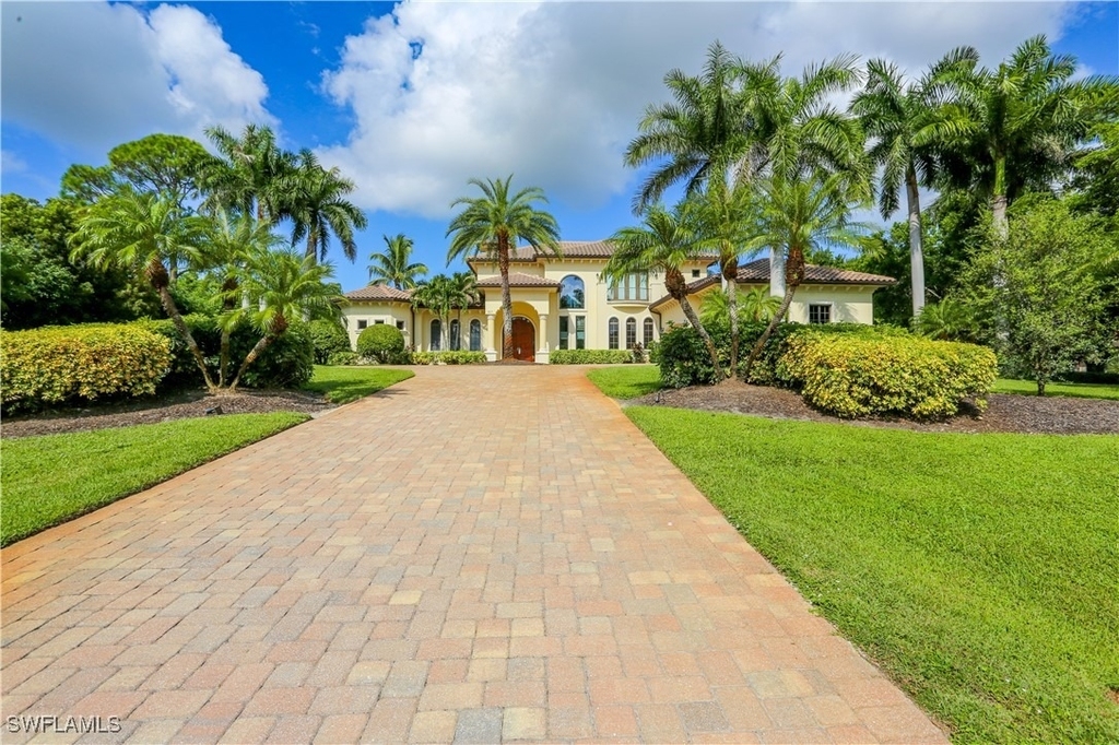 823 Cassena Road - Photo 0