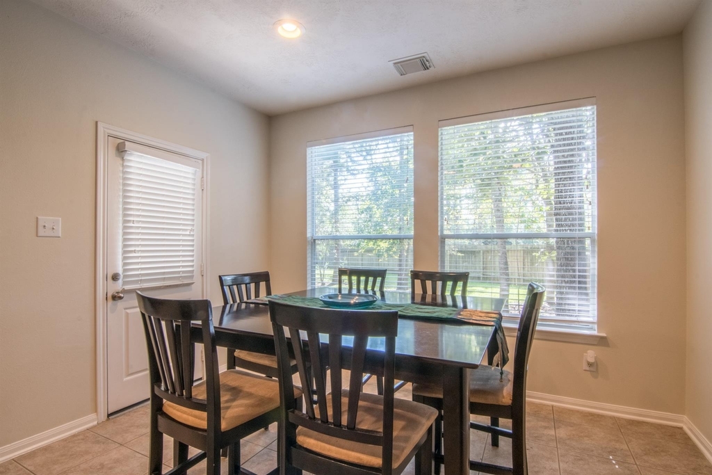 15 Aquiline Oaks Place - Photo 23