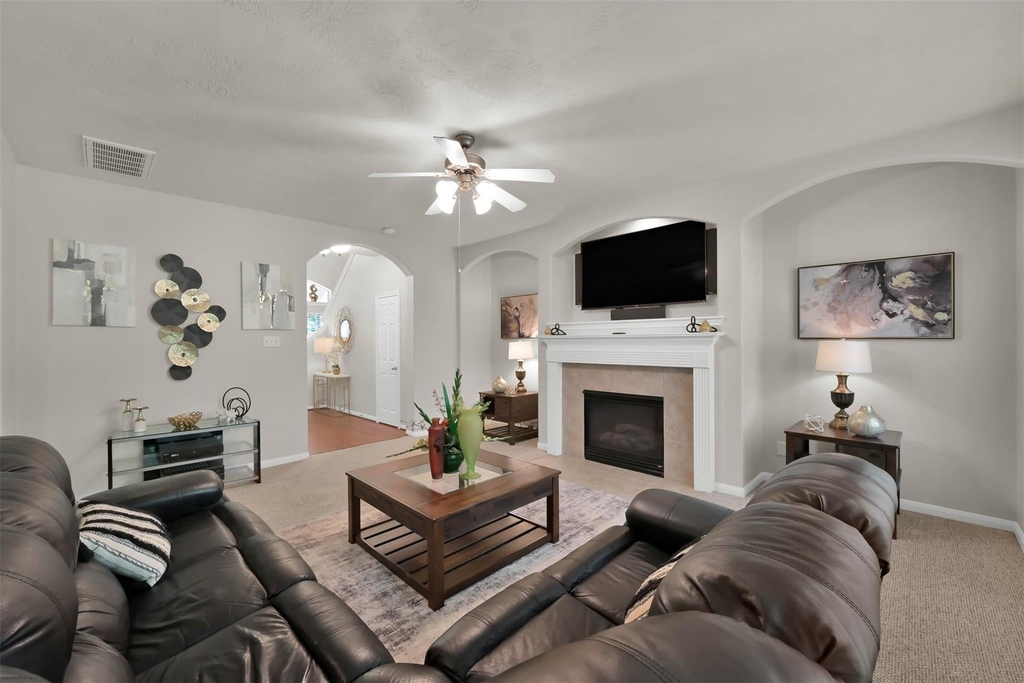 15 Aquiline Oaks Place - Photo 10