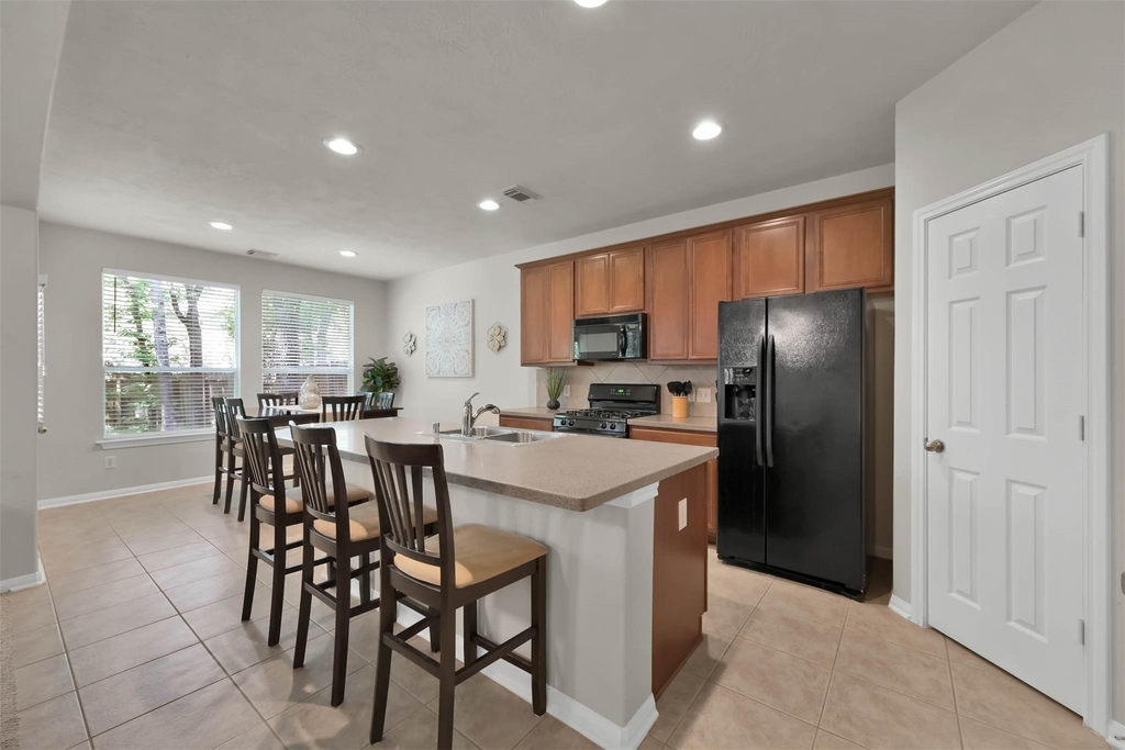 15 Aquiline Oaks Place - Photo 14