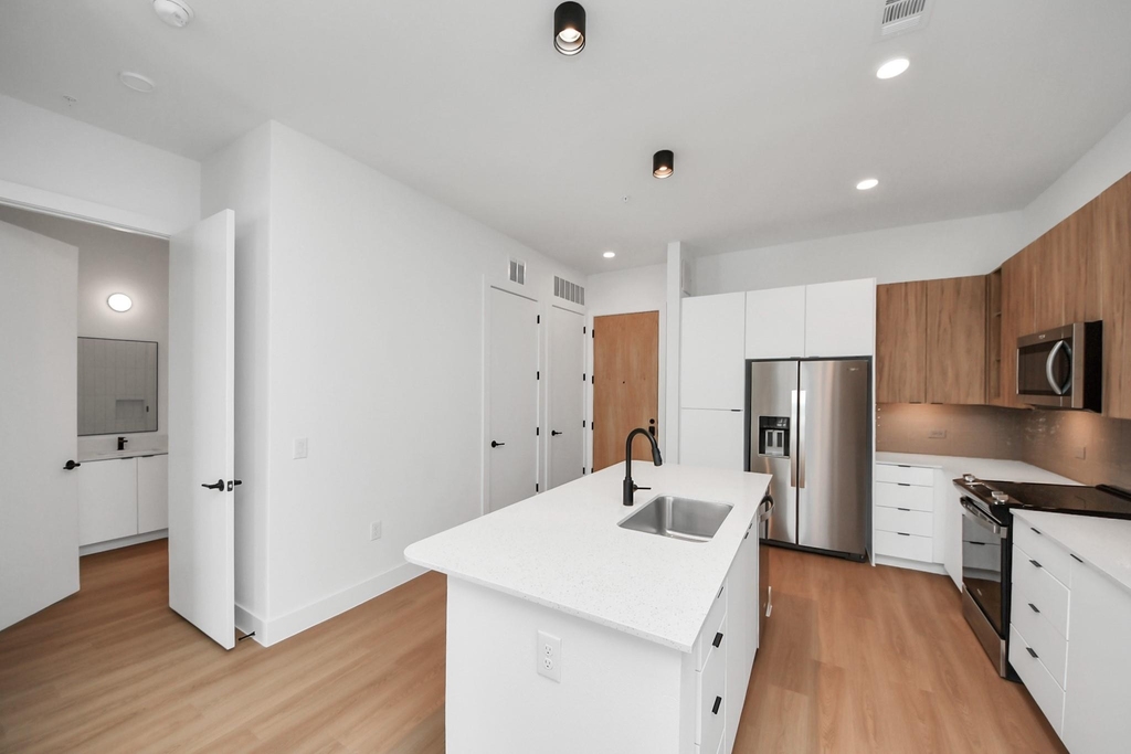 2810 Riverby Road - Photo 4