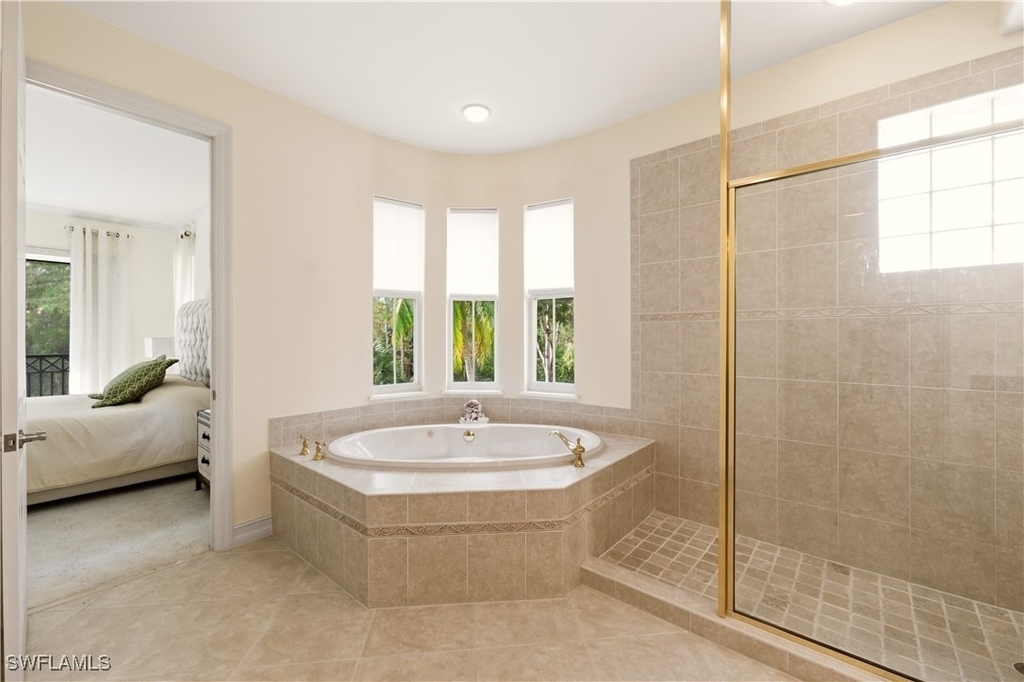 2843 Tiburon Boulevard E - Photo 27