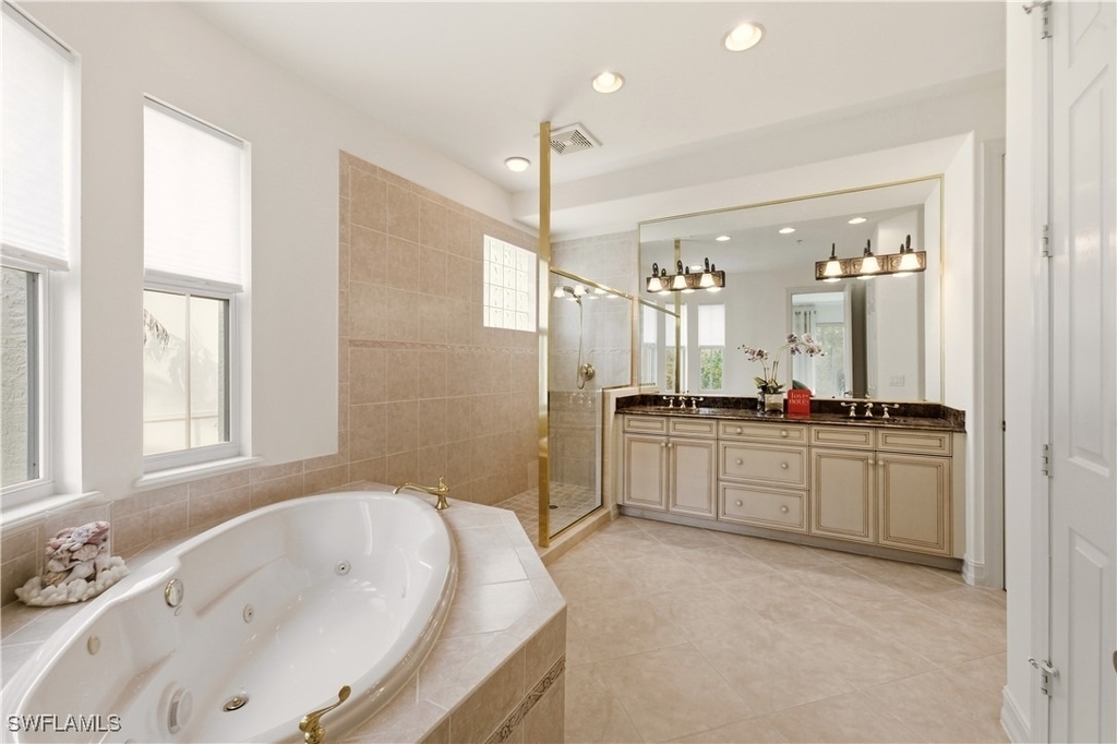 2843 Tiburon Boulevard E - Photo 26