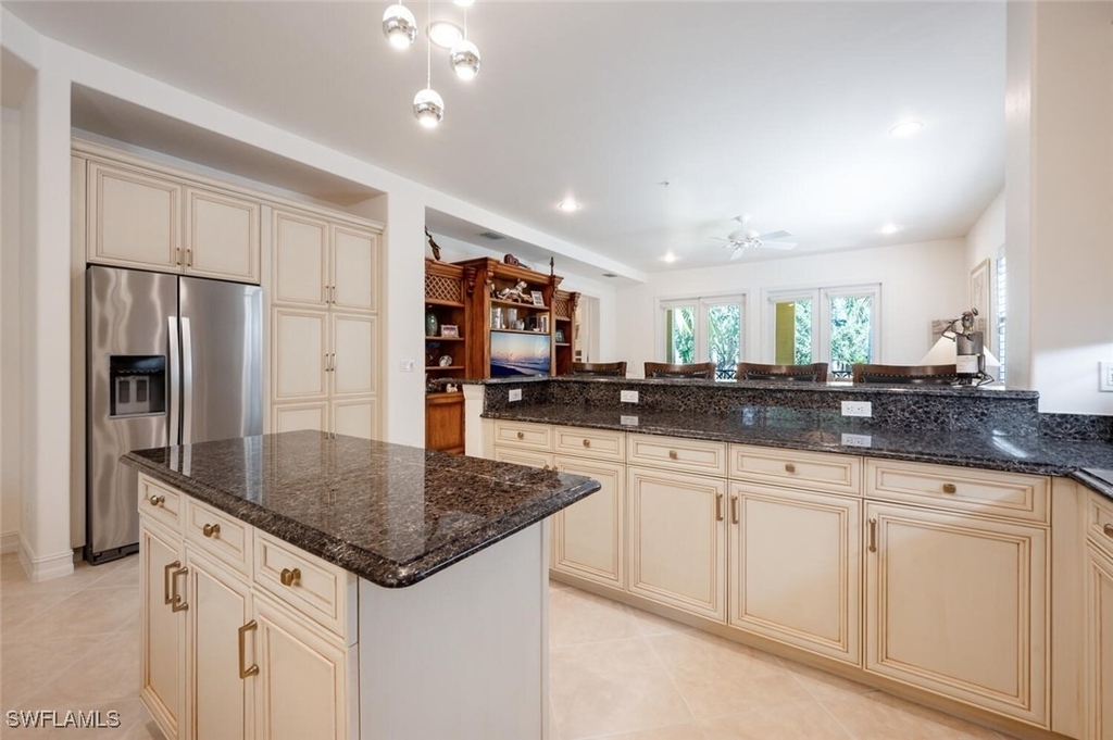 2843 Tiburon Boulevard E - Photo 33