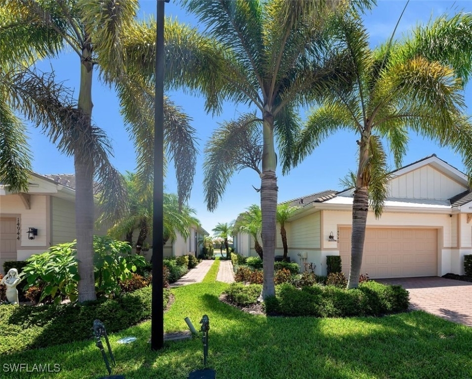 14940 Edgewater Circle - Photo 1