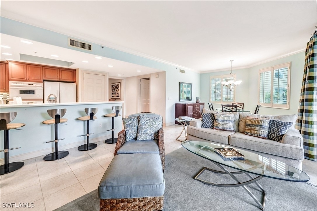 2748 Tiburon Boulevard E - Photo 3