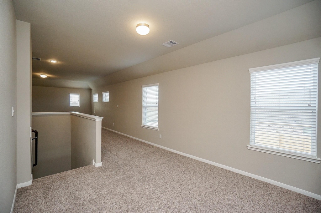 5463 Grand View Drive - Photo 26