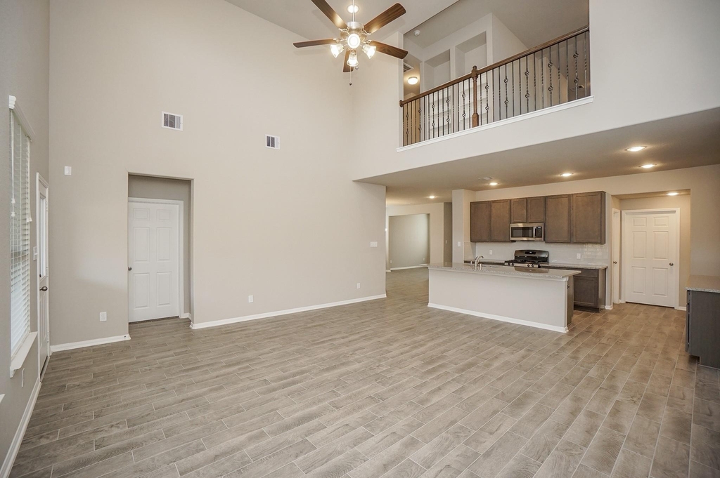 5463 Grand View Drive - Photo 5