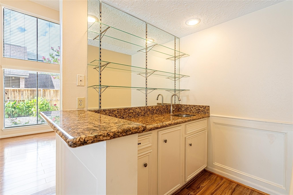 2306 Potomac Drive - Photo 7
