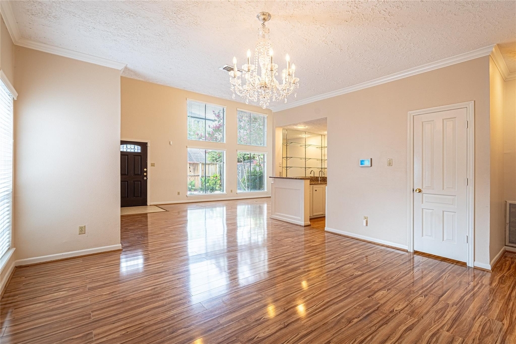 2306 Potomac Drive - Photo 8
