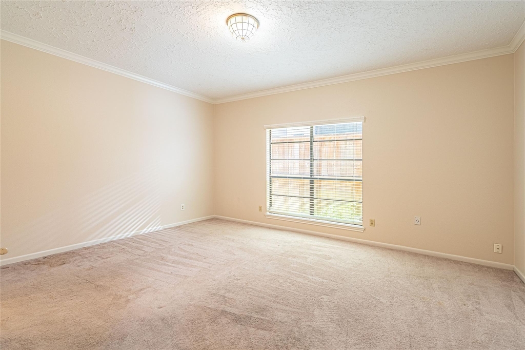 2306 Potomac Drive - Photo 10