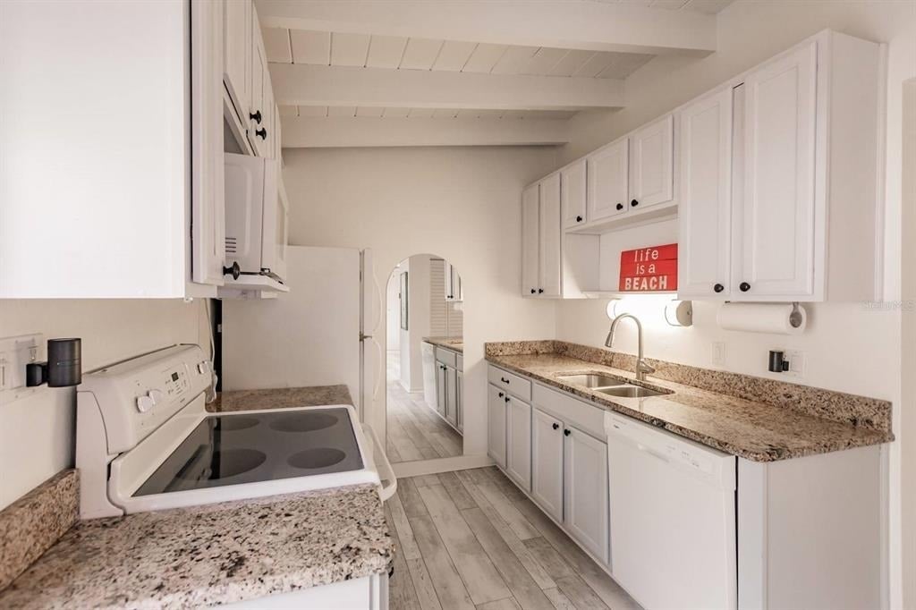 6006 Midnight Pass Road - Photo 8
