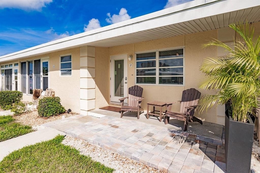 6006 Midnight Pass Road - Photo 9
