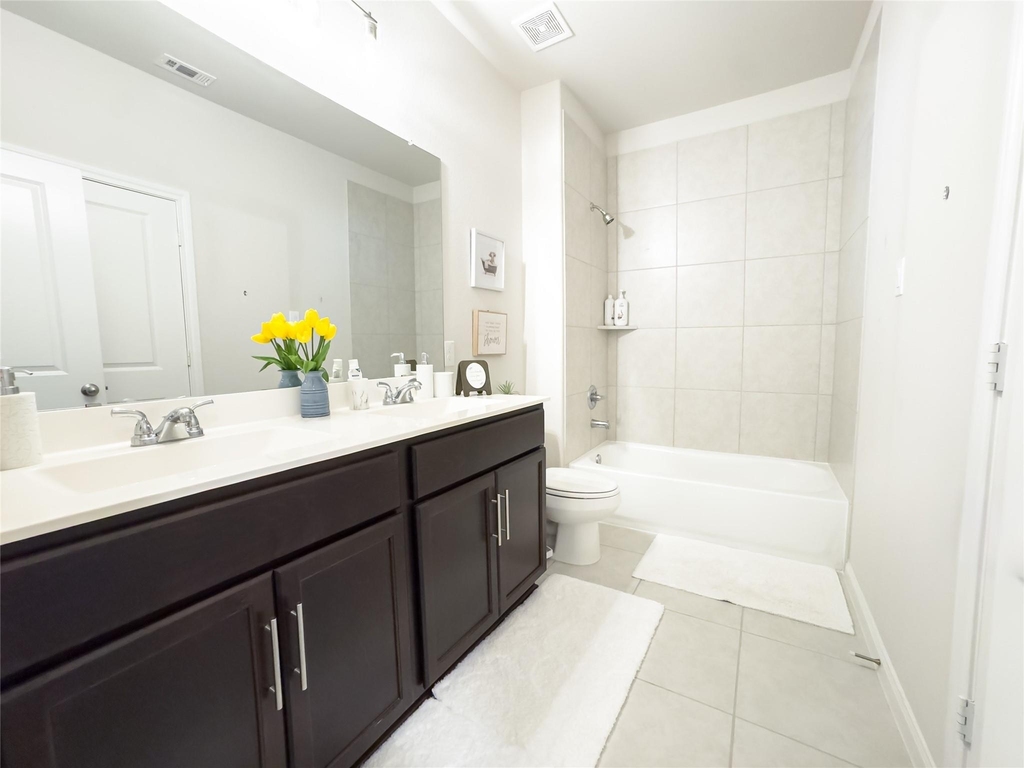 835 Sarasota Shore Dr Drive - Photo 17