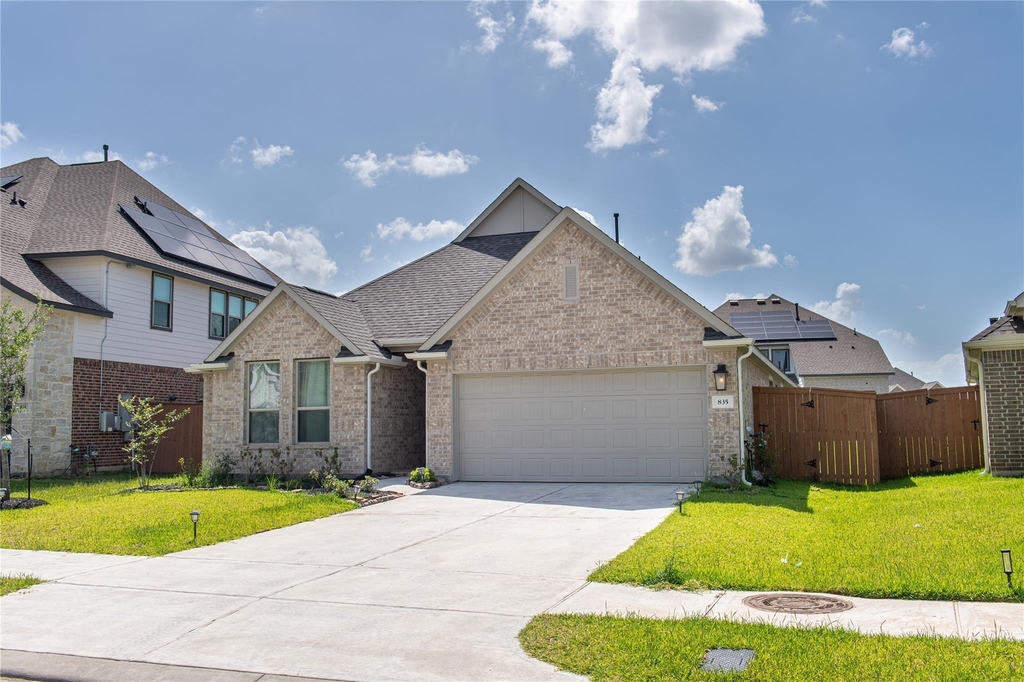 835 Sarasota Shore Dr Drive - Photo 1
