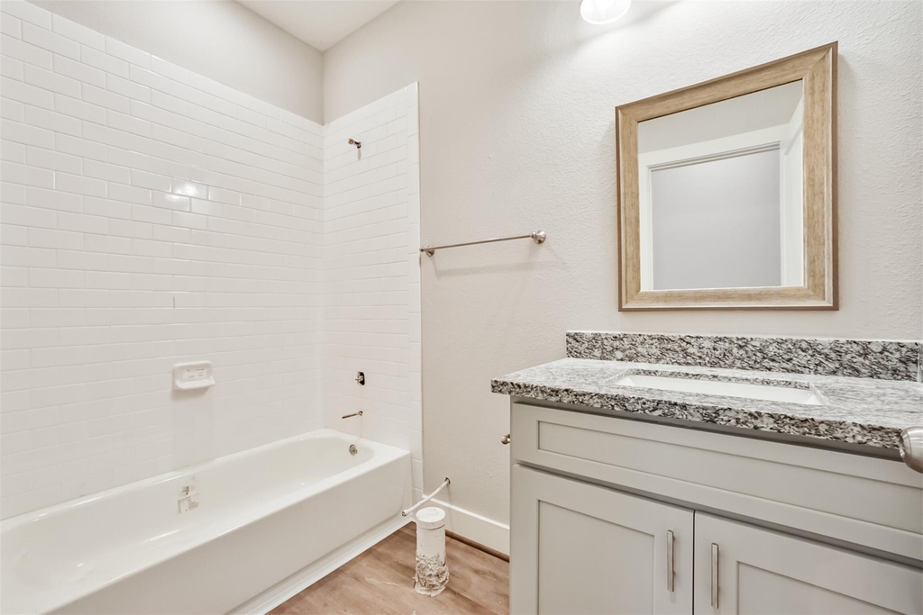 420 Ave B - Photo 16
