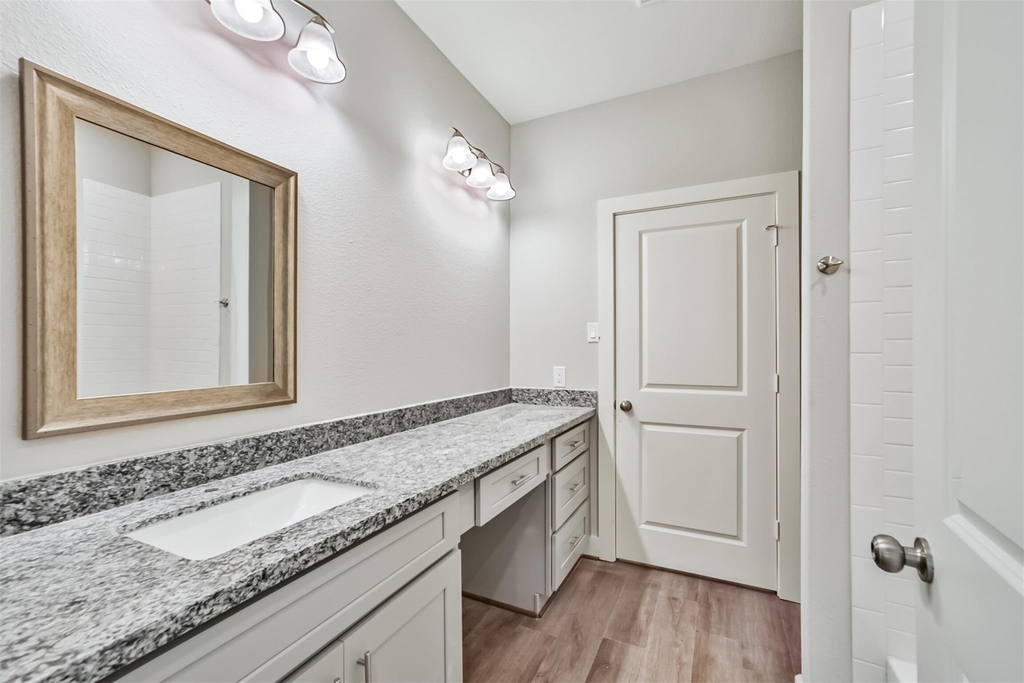 420 Ave B - Photo 10