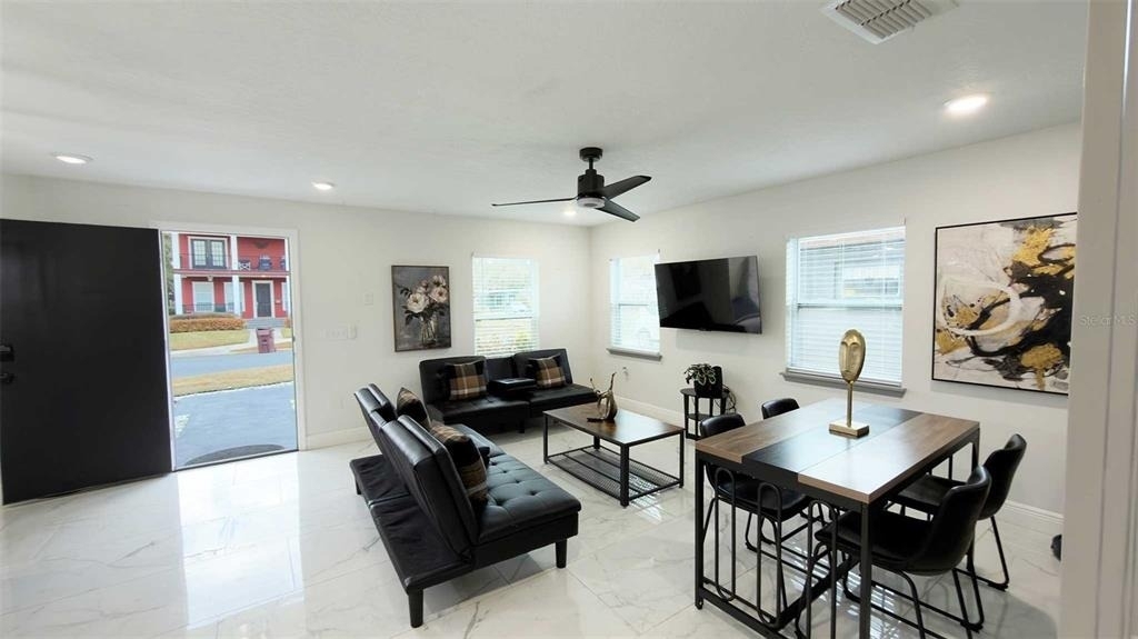 1414 E Harding Street - Photo 5
