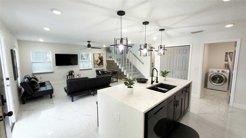 1414 E Harding Street - Photo 8