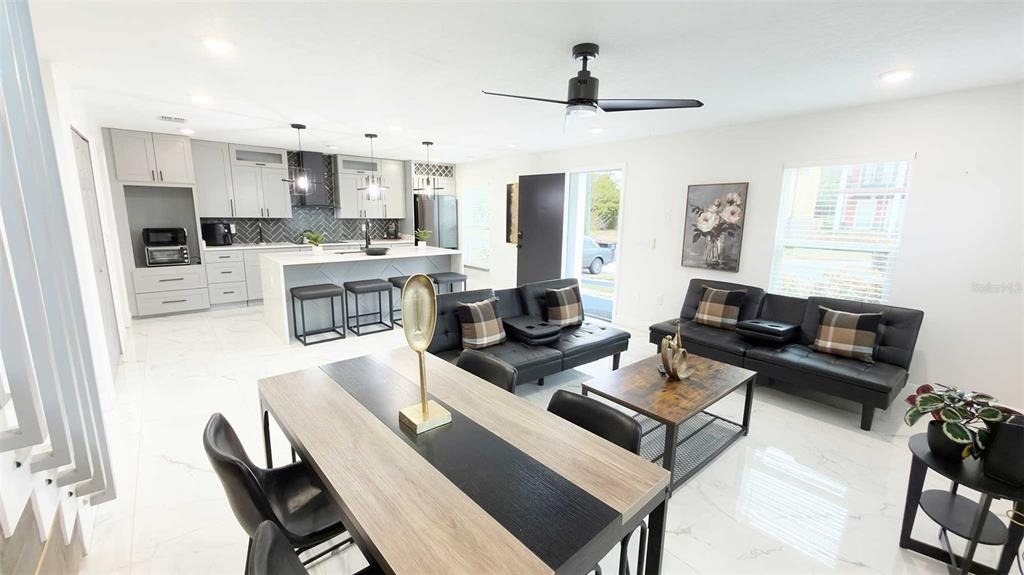 1414 E Harding Street - Photo 3