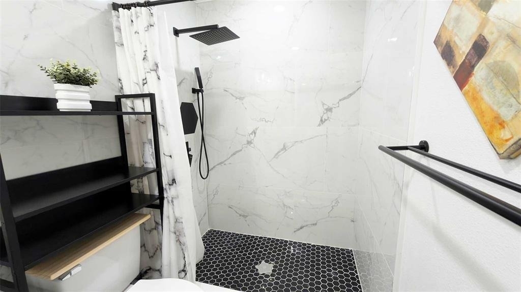 1414 E Harding Street - Photo 21
