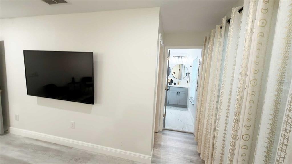 1414 E Harding Street - Photo 37