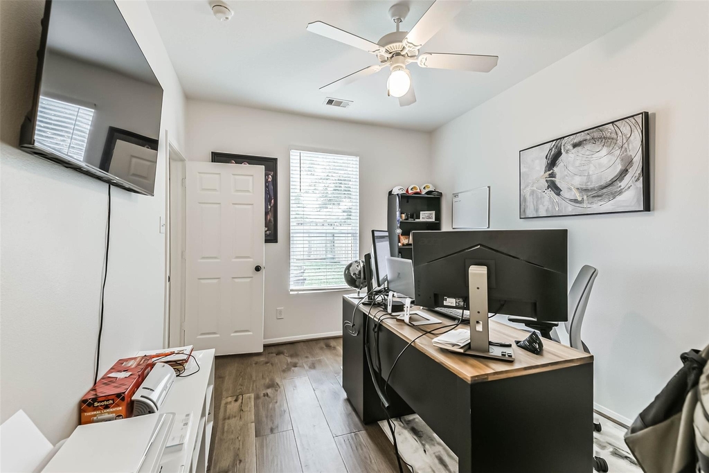 22538 Goss Spring Court - Photo 9