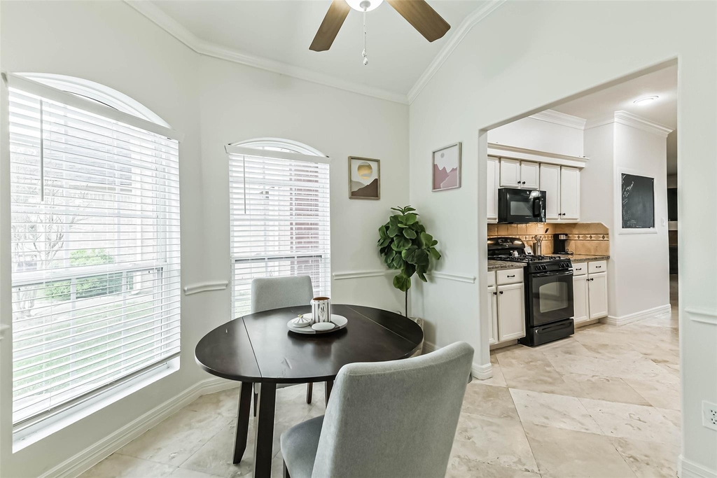 22538 Goss Spring Court - Photo 2