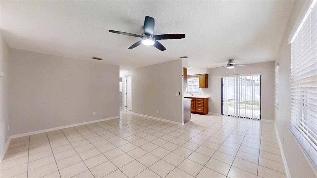 224 W Mcclendon Street - Photo 3