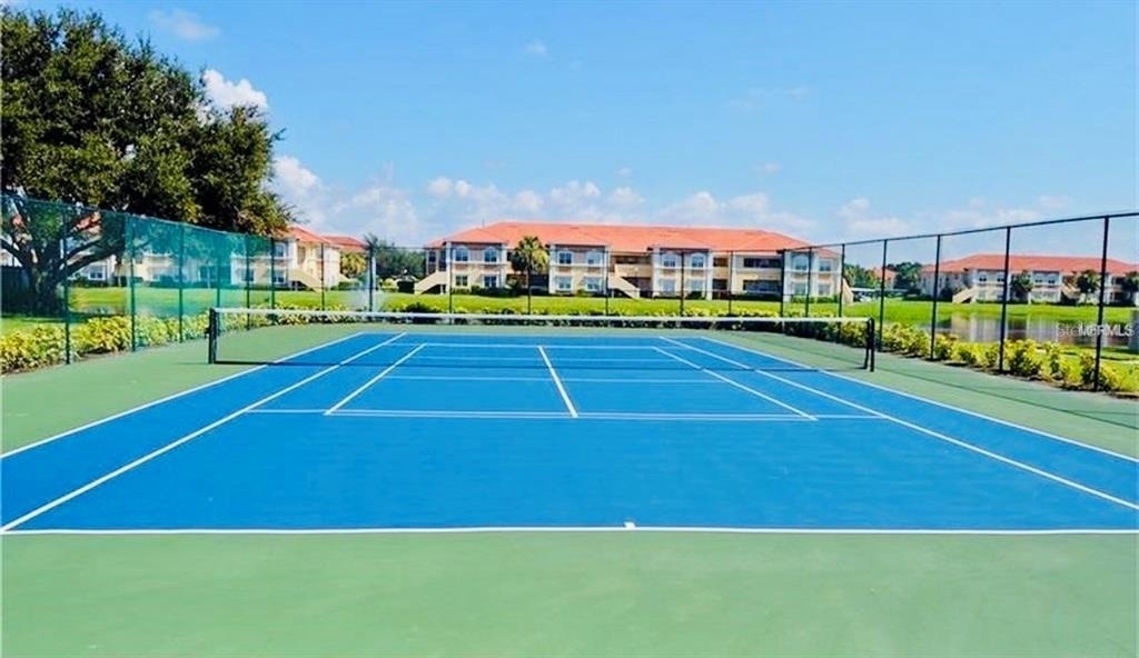 1010 Villagio Circle - Photo 4