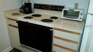 4581 Morningside - Photo 7