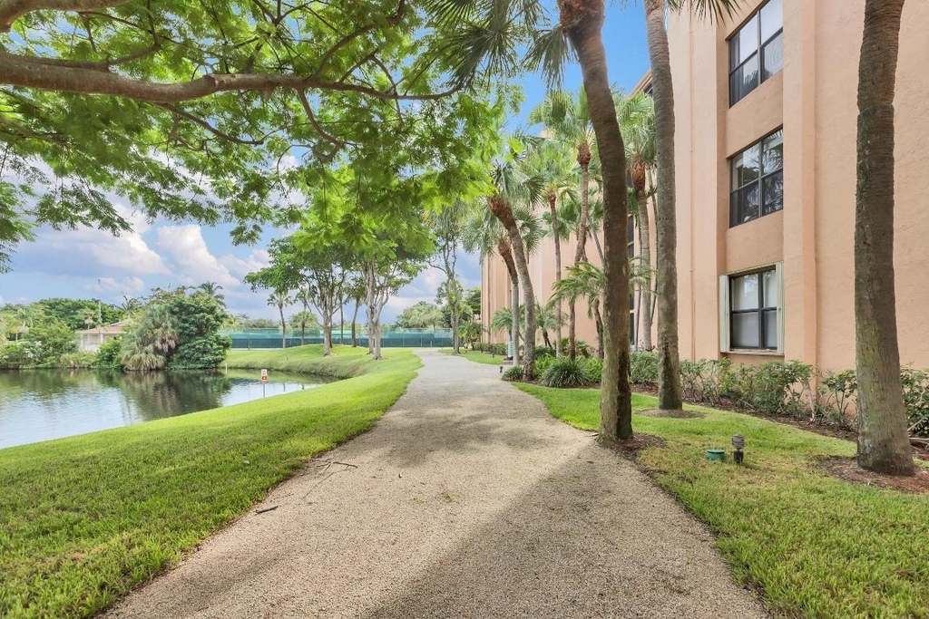 955 Dotterel 2104 Road - Photo 37