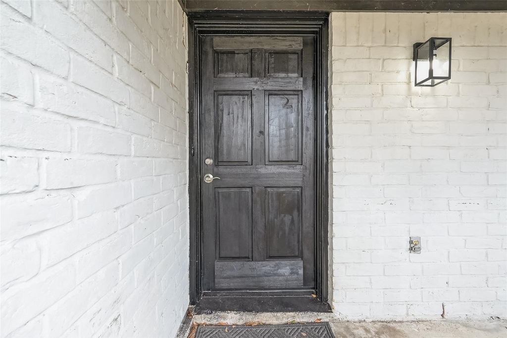 11107 Cedarview Lane - Photo 2