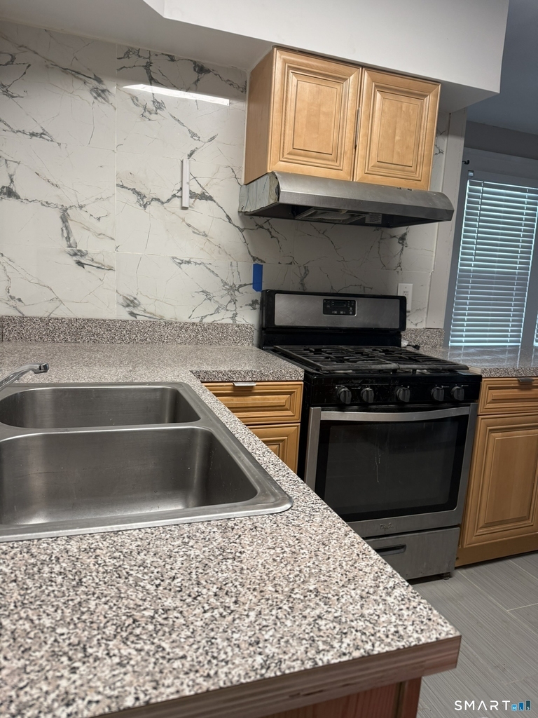 158 Alder Street - Photo 13