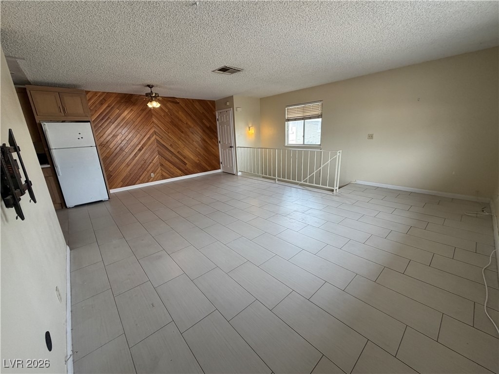 4734 Roberta Street - Photo 5