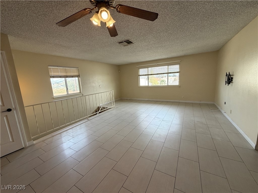 4734 Roberta Street - Photo 4